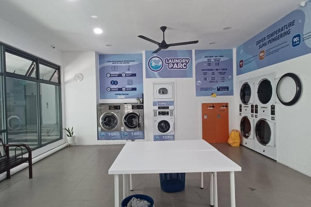 Arc Cozyhome Austin Hills 4-5pax * Johor Bahru